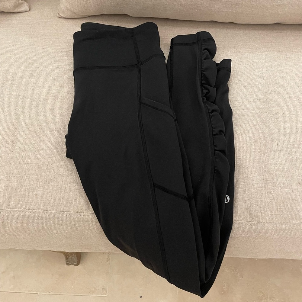 Lululemon skinny pants with ruched bottom size 2